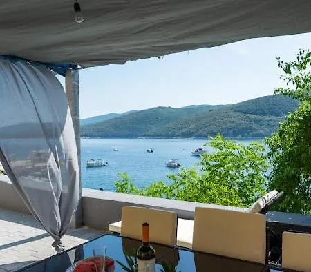 Ella Apartment Rabac