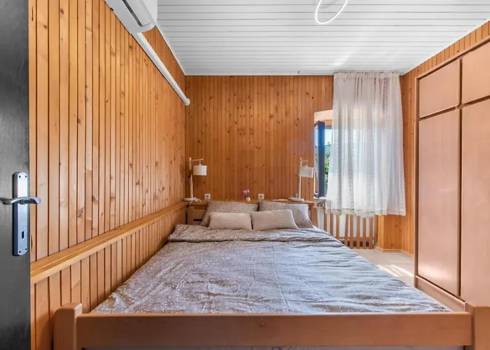 아파트 Ella 라벡